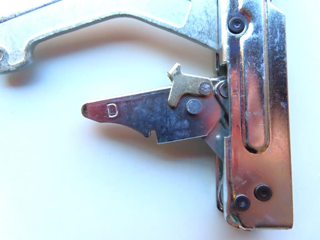 Simpson Oven Door Hinges (61F920W) Waynes Wholesale Spares