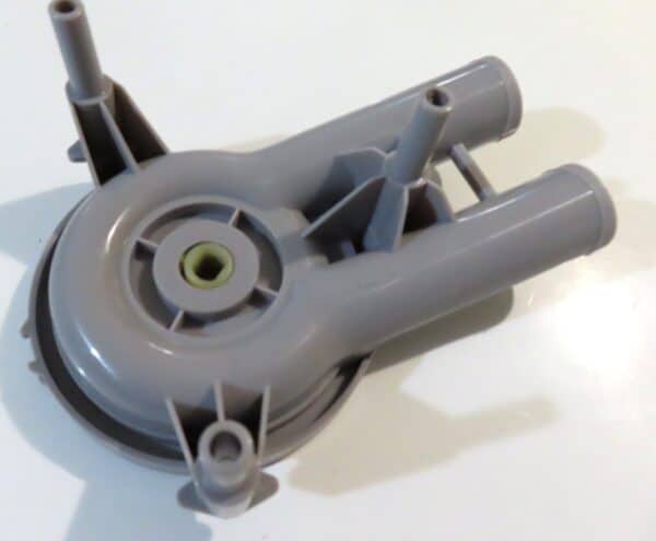 Kleenmaid-Speedqueen Direct Drive Pump - Image 4