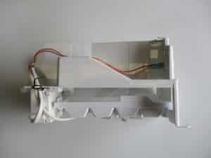 LG ICE MAKER MODEL GR-L207GTZ