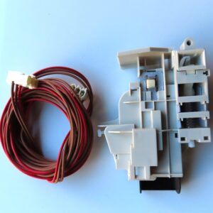 ARISTON DOOR LOCK AND HARNESS M:AQXL95AUS