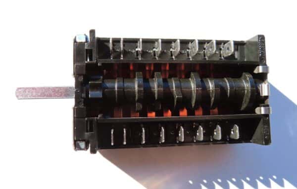 Linea Selector Switch L1862S