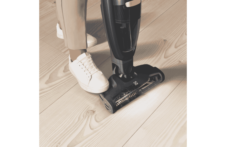 ELECTROLUX VACUUM CLEANER