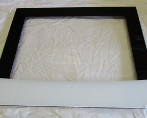 ELECTROLUX OVEN DOOR PANEL WITH GLASS SIDE