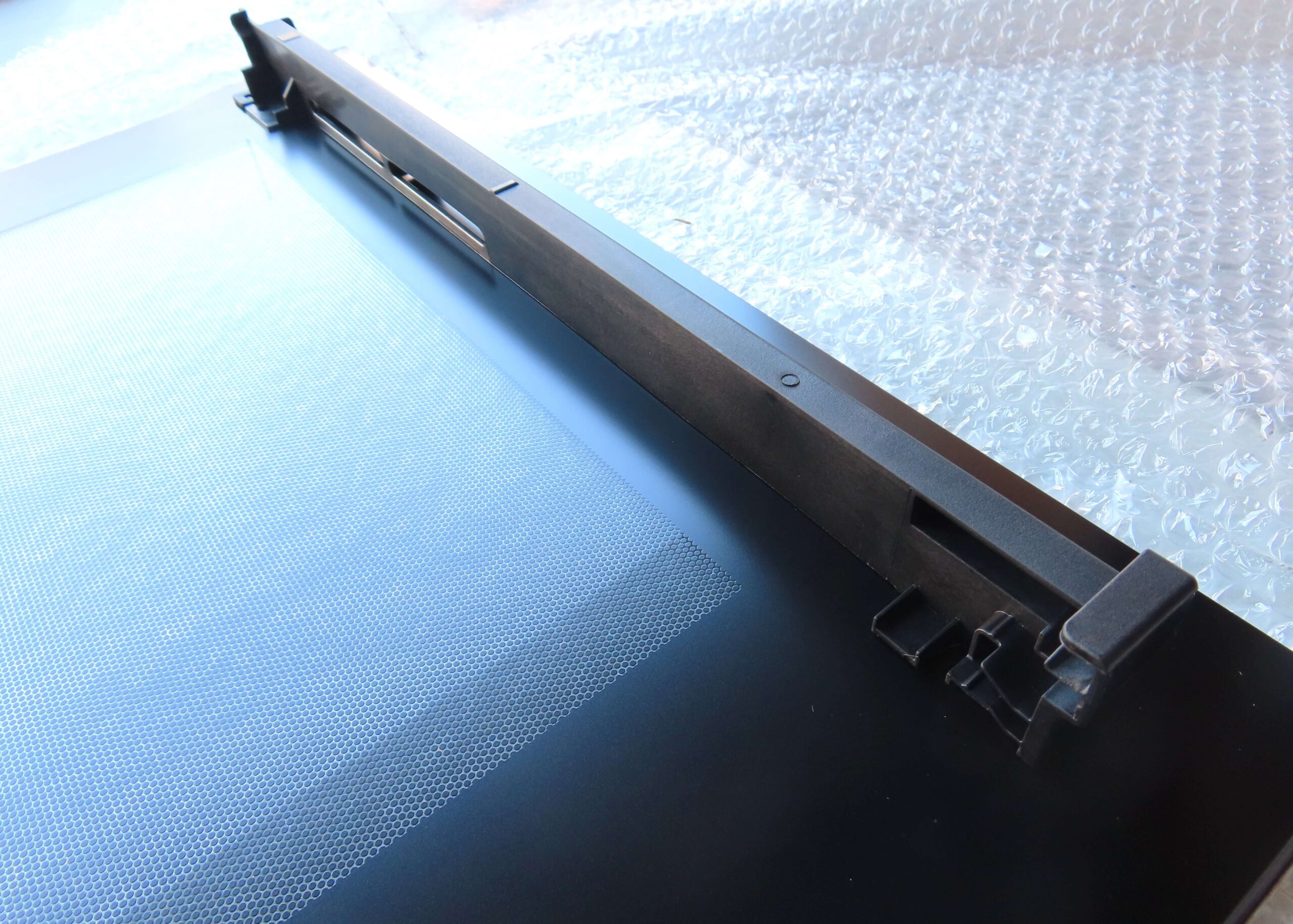 WESTINGHOUSE OVEN OUTER DOOR GLASS WFE946SB - Image 3