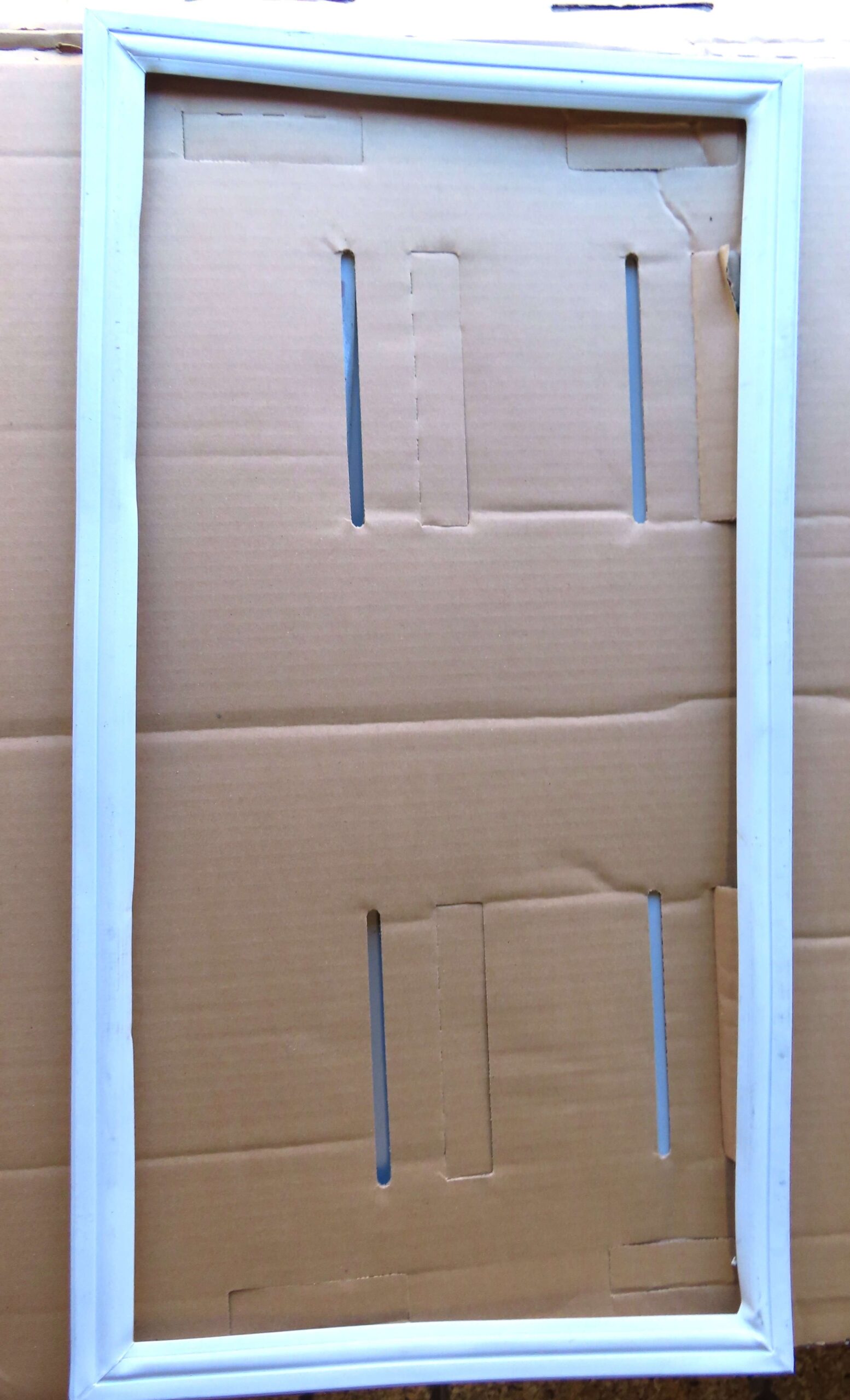 FISHER & PAYKEL FREEZER GASKET E521T