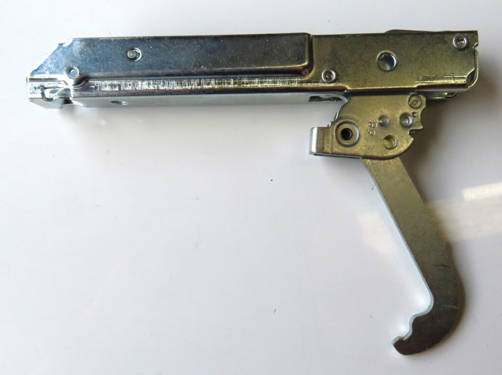 TECHNIKA OVEN DOOR HINGE