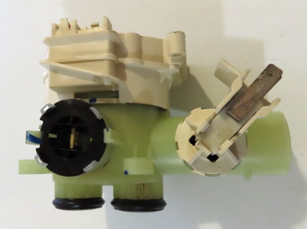 WESTINGHOUSE/SIMPSON DISHWASHER 2 WAY DIVERTER VALVE LONG NECK 32029698 - Image 3