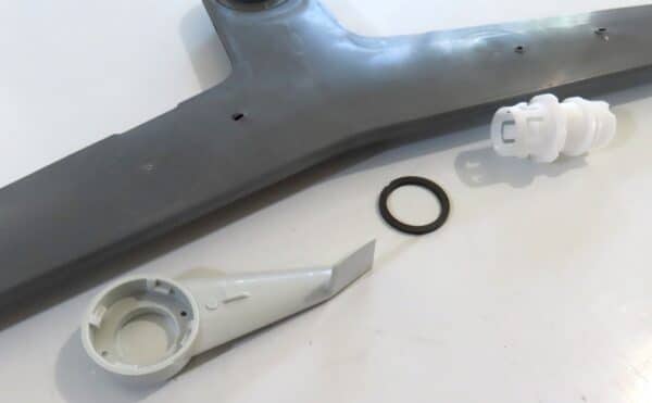 Kleenmaid Dishwasher LOWER SPRAY ARM 32X2129 - Image 3