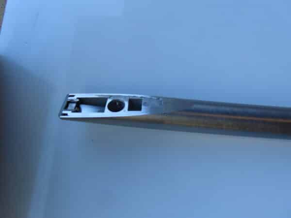 HISENSE FRIDGE LOWER DOOR HANDLE SILVER K1606372 - Image 2