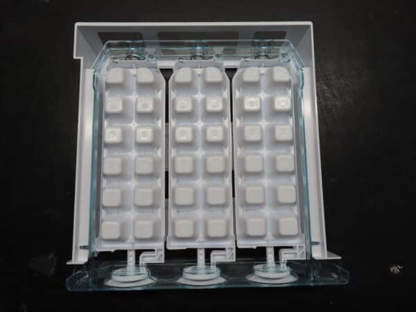 ELECTROLUX/WEST FREEZER TWIST & SERVE ICE TRAY 8588119567010 - Image 5