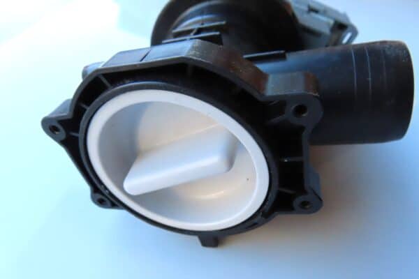 SAMSUNG F/L WASHER DRAIN PUMP DC81-01445A - Image 2