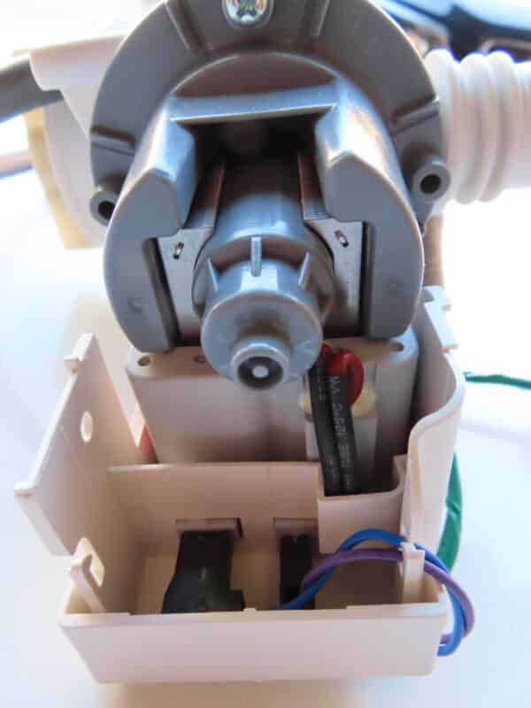 SAMSUNG WASHING MACHINE DRAIN PUMP DC96-01585U - Image 4