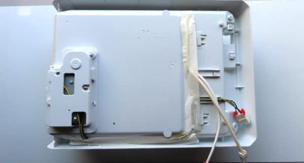 HISENSE FRIDGE ICEMAKER & AUGER MOTOR ASSY K1968867 - Image 2