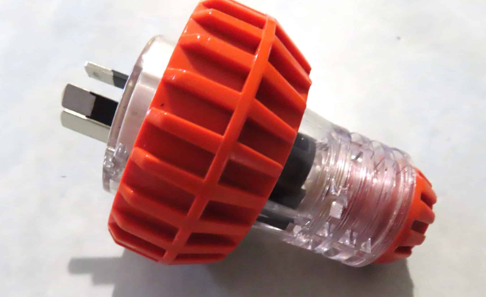 Tesla 3 Pin Flat 10amp Plug ORANGE TP310 - Image 2