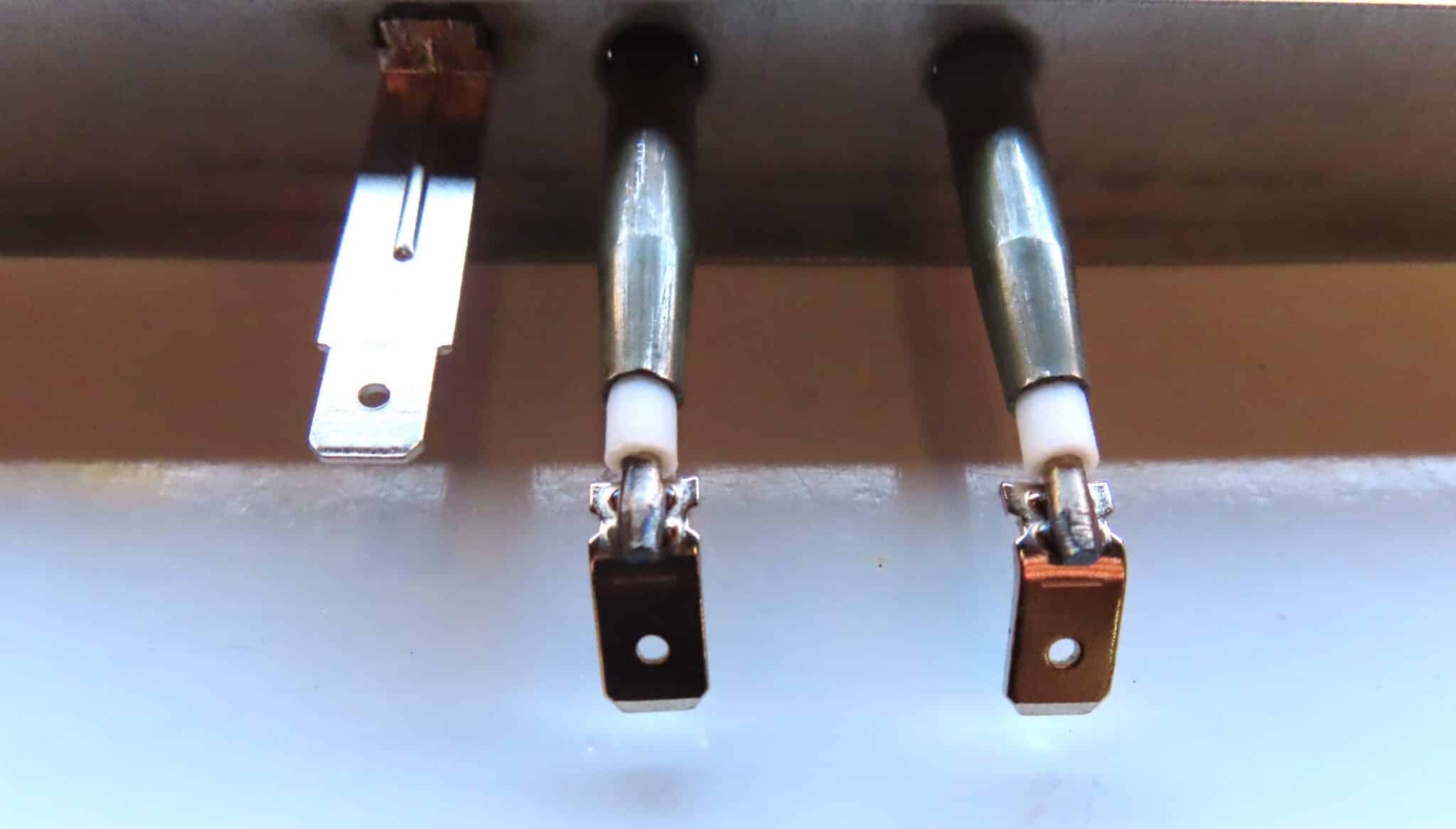 FISHER & PAYKEL OVEN BAKE ELEMENT 561914 - Image 3