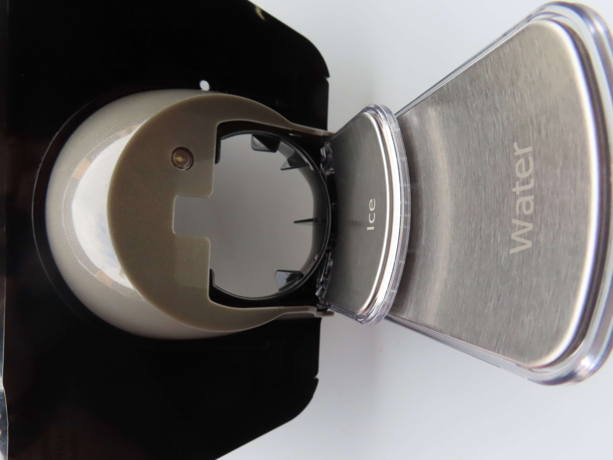 SAMSUNG FRIDGE ICE DISPENSER COVER DA97-15112K - Image 3