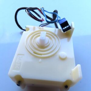 HITACHI FRIDGE ICE MAKER UNIT R-D6800S 901