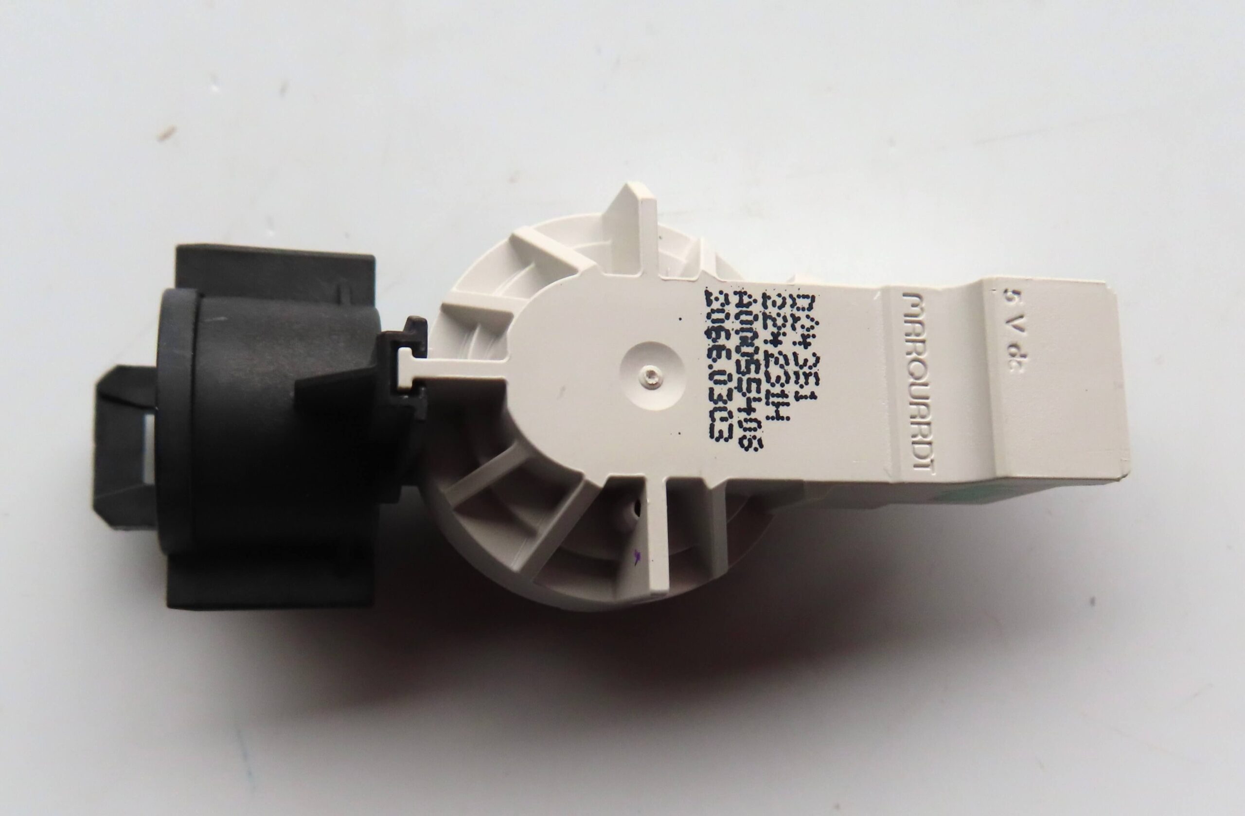 AEG/ELECTROLUX DISHWASHER PRESSURE SWITCH 140000554083 - Image 5