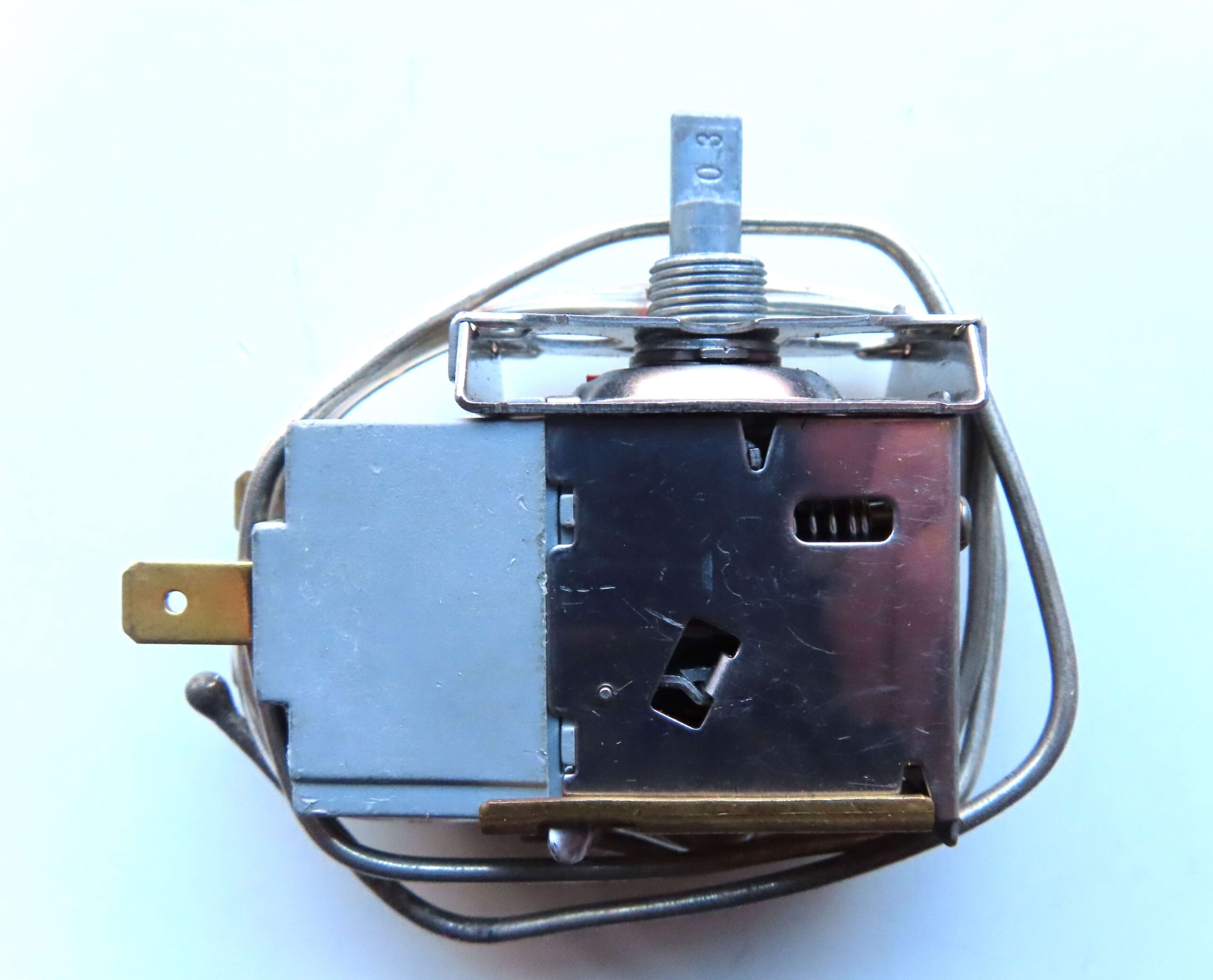 HISENSE FRIDGE THERMOSTAT K1113209 - Image 3