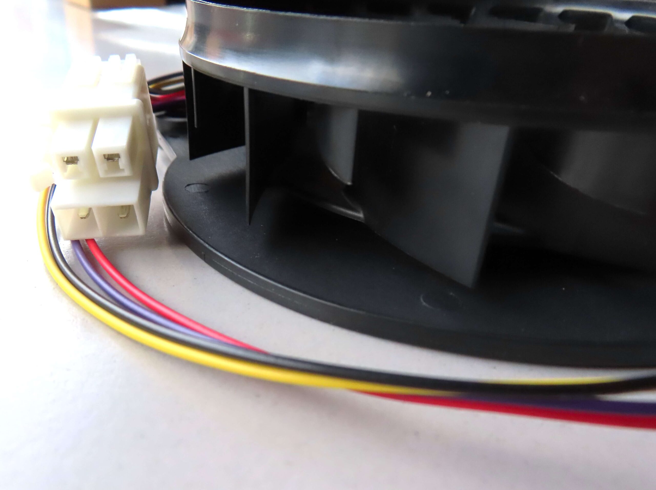 LG FRIDGE DC MOTOR ASSY EAU64824805 - Image 3