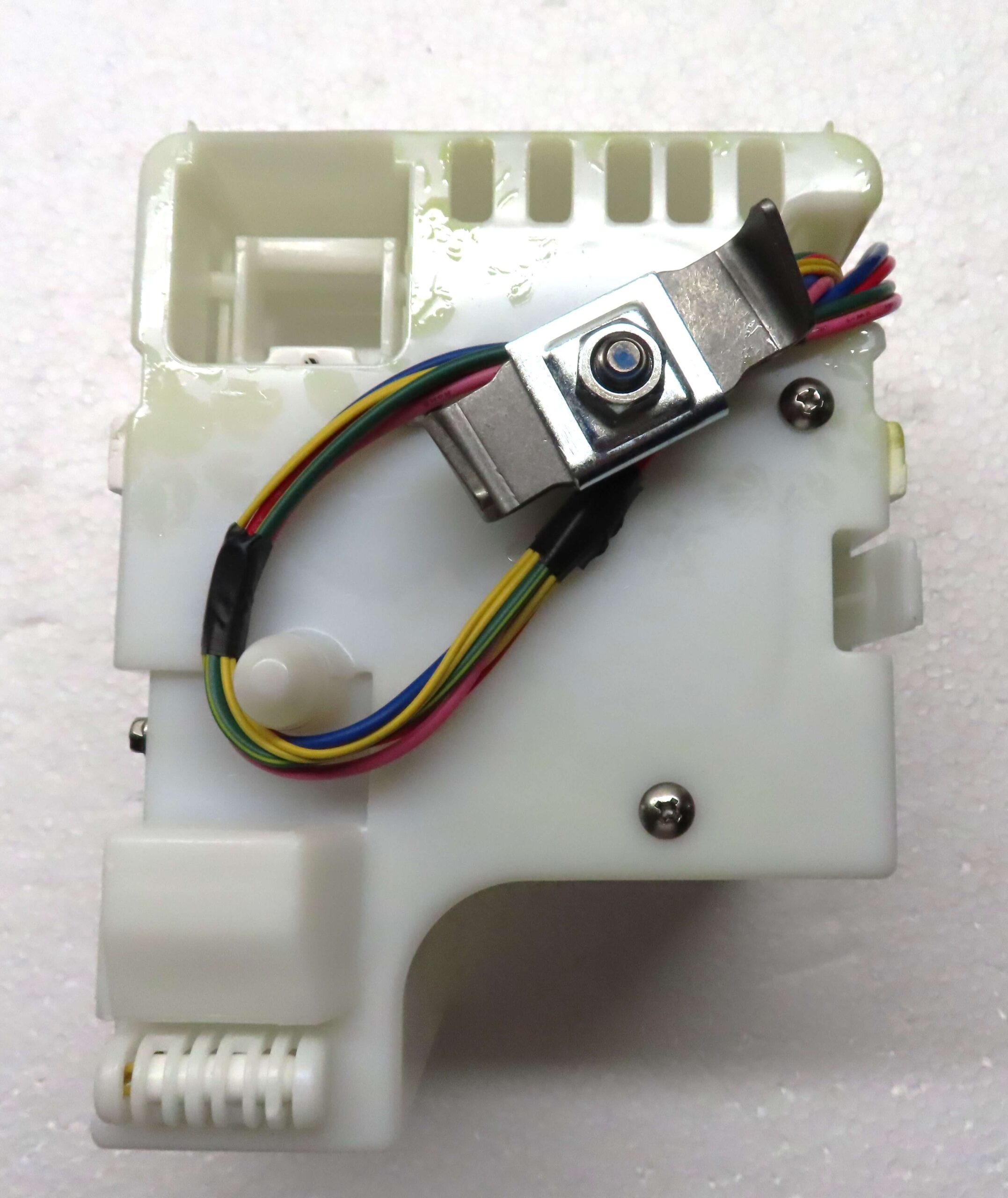 SAMSUNG Refrigerator Auger Motor Case DA97-05246D - Image 4