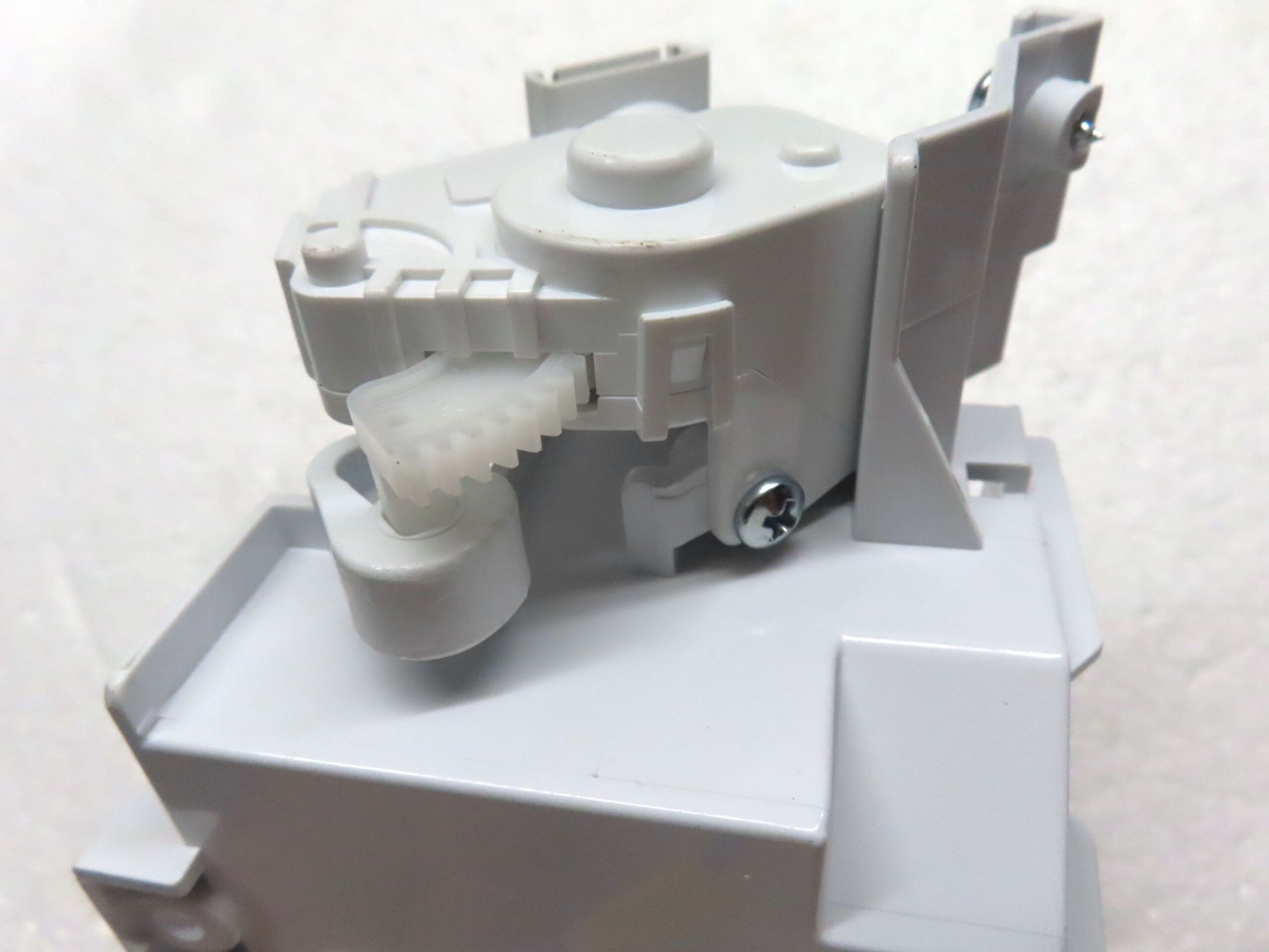 HISENSE FRIDGE ICE CHUTE ASSEMBLY K1988846 - Image 3