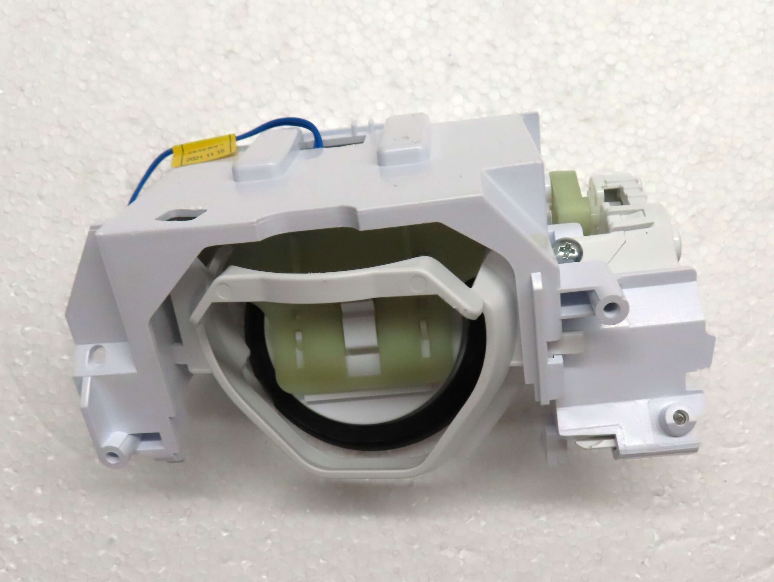 HISENSE FRIDGE ICE CHUTE ASSY K2092729