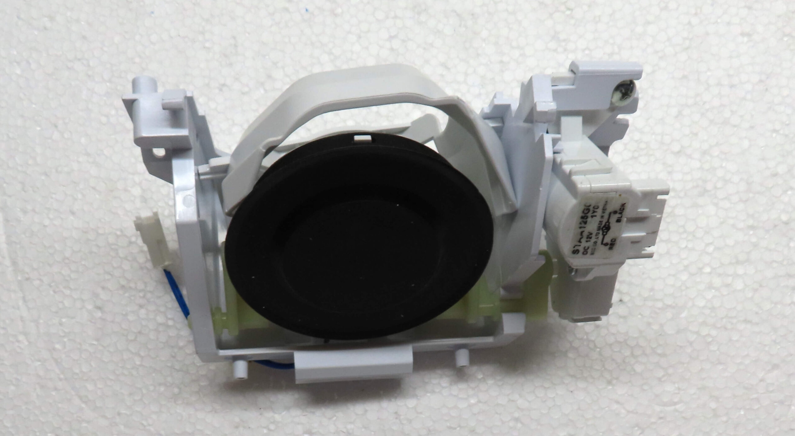 HISENSE FRIDGE ICE CHUTE ASSY K2092729 - Image 3