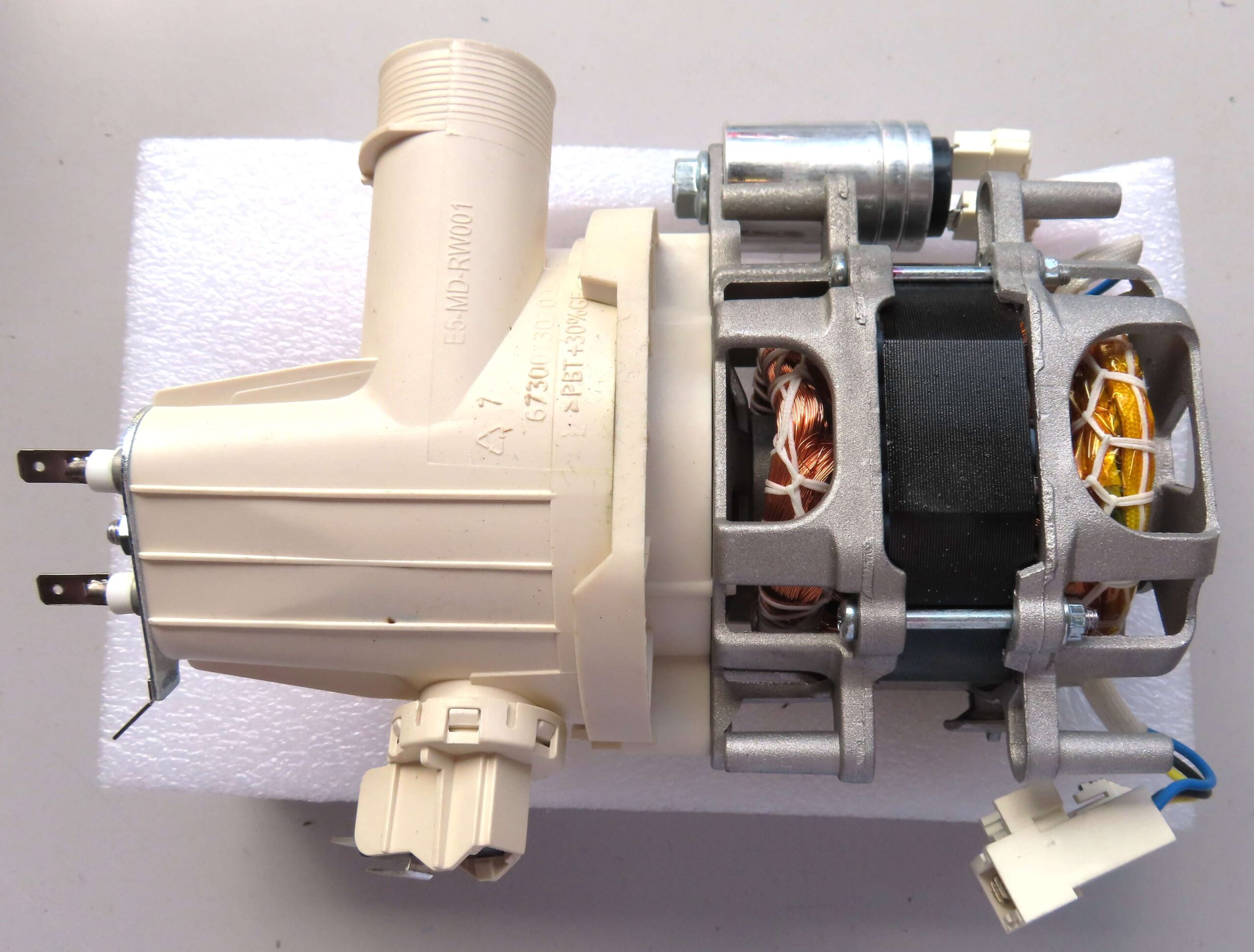 Samsung Dishwasher Wash Pump Motor with Heater DD82-01507A - Image 2